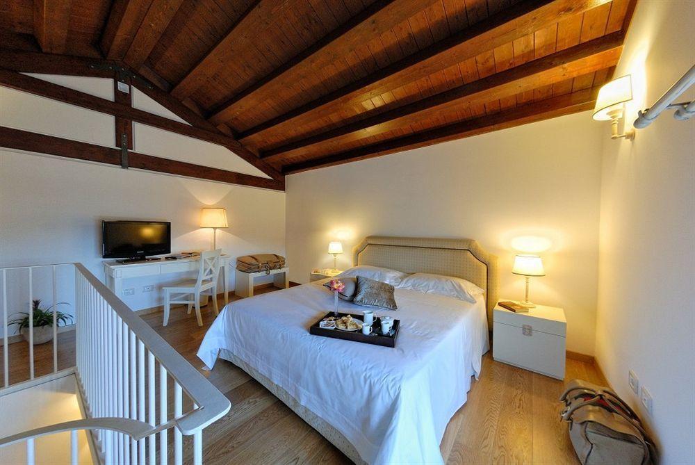 Villa Bonocore Maletto Hotel & Spa 카르딜로 객실 사진